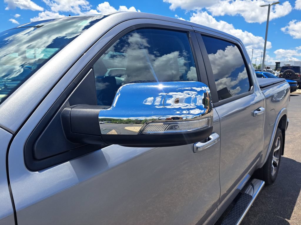 Used 2019 RAM 1500 Laramie AWD/4WD image 35