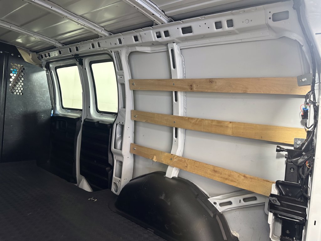 Used 2025 Chevrolet Express 2500 w/ Driver Convenience Package RWD image 25