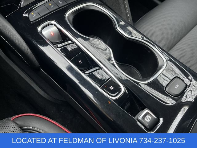 Certified 2022 Buick Envision Essence w/ Sport Touring Package image 15