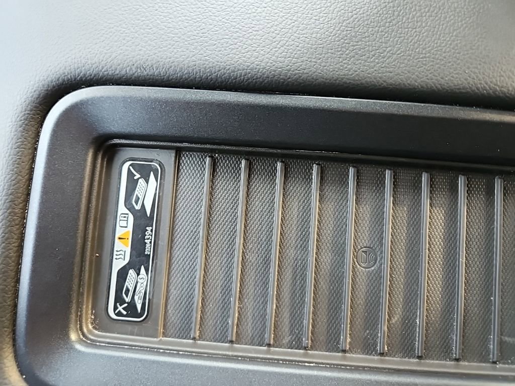 Used 2018 Chevrolet Silverado 1500 LT w/ All Star Edition image 20