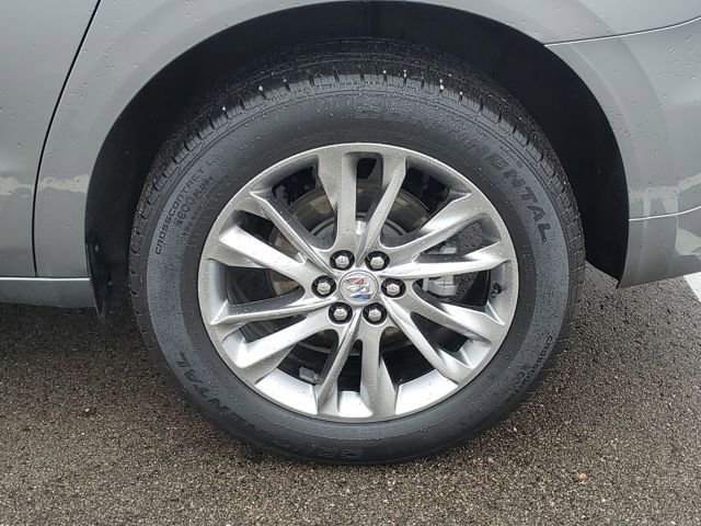 Used 2023 Buick Enclave Avenir w/ Avenir Technology Package AWD/4WD image 40
