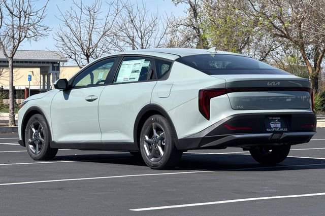 New 2026 Kia K4 LXS image 7