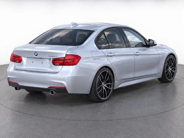 Used 2016 BMW 340i Sedan RWD image 8