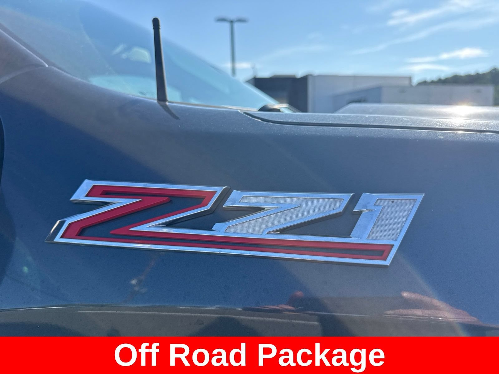 Used 2019 Chevrolet Silverado 1500 LT Trail Boss AWD/4WD image 8