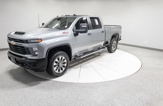 Used 2026 Chevrolet Silverado 2500 Custom w/ Z71 Off-Road Package AWD/4WD image 33