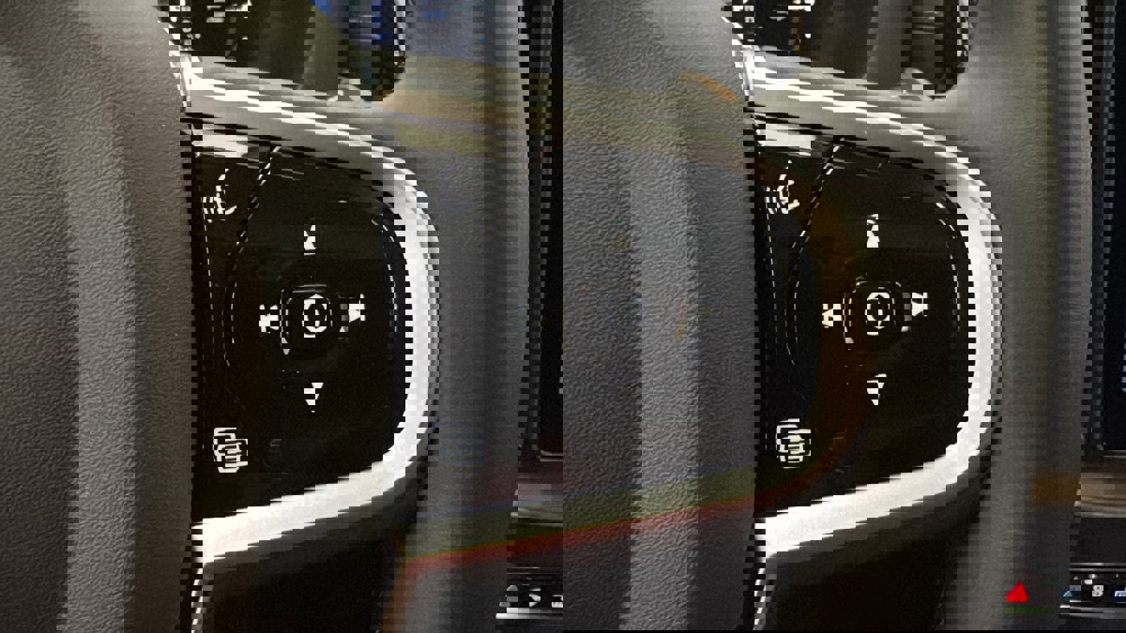 New 2026 Volvo XC60 T8 Ultra w/ Protection Package Premier image 14