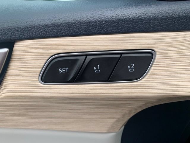 Certified 2024 Hyundai Palisade Limited AWD/4WD image 18
