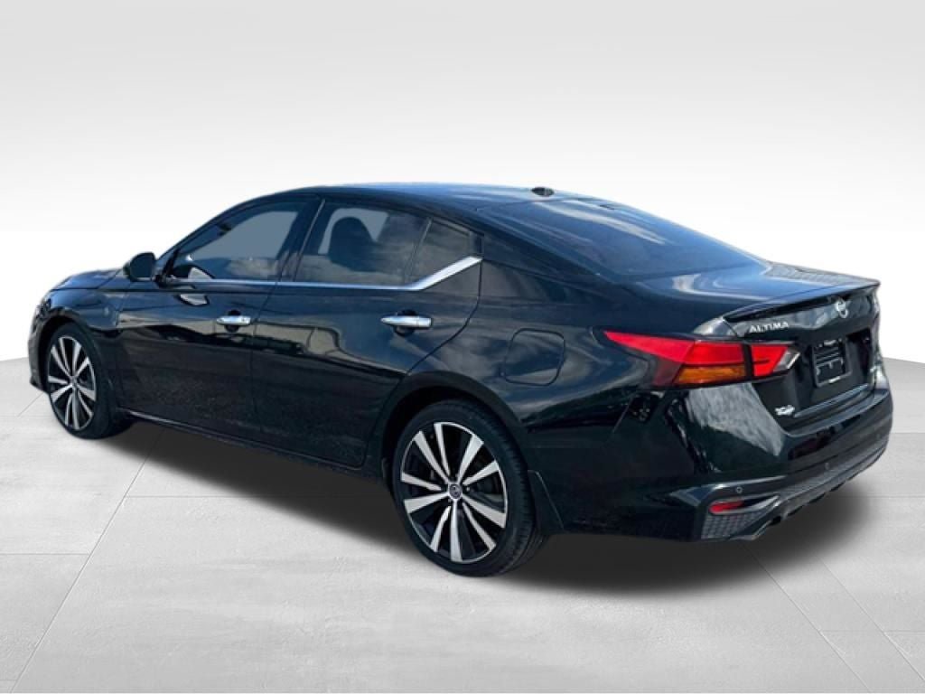 Used 2019 Nissan Altima 2.5 Platinum AWD/4WD image 5