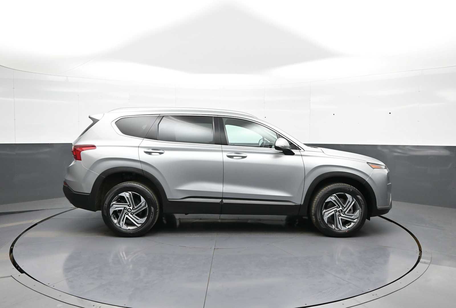 Used 2023 Hyundai Santa Fe SEL w/ Cargo Package AWD/4WD image 5