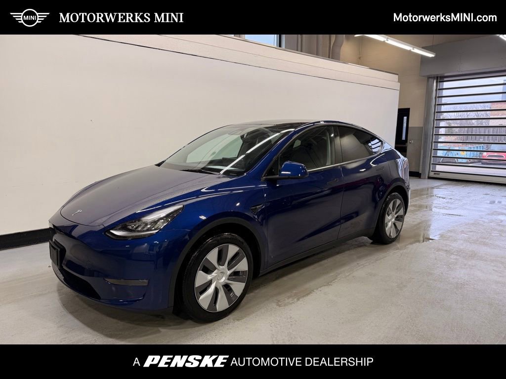 Used 2023 Tesla Model Y Long Range video 1