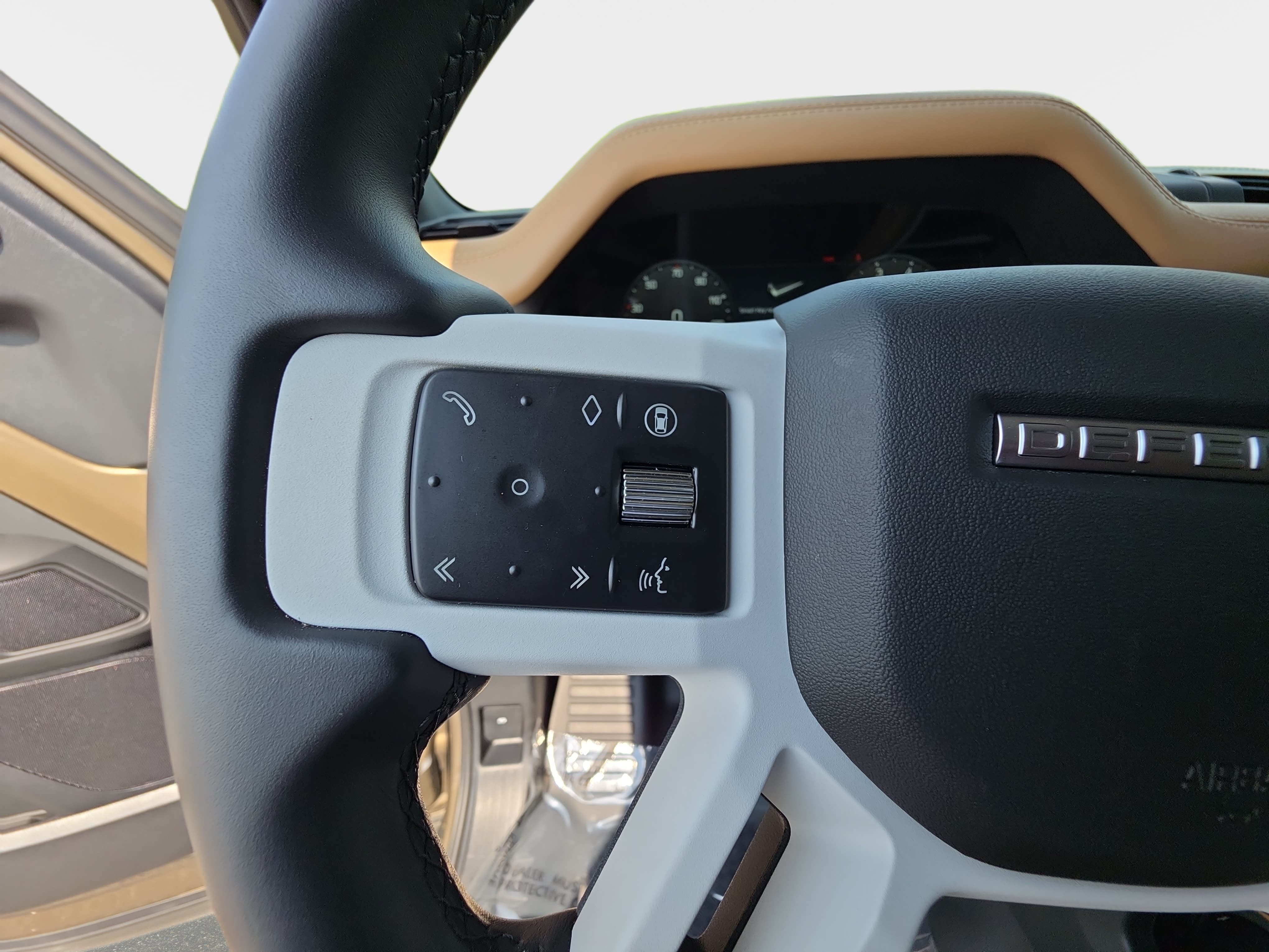 Used 2026 Land Rover Defender 110 S AWD/4WD image 16