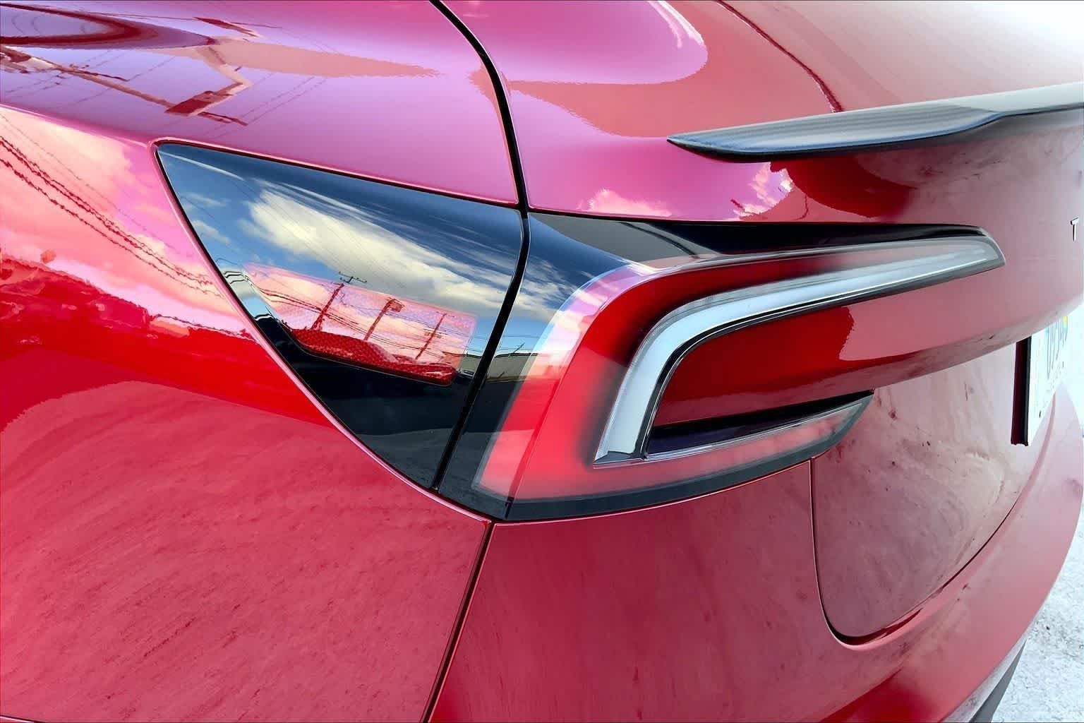 Used 2025 Tesla Model 3 Performance AWD/4WD image 32