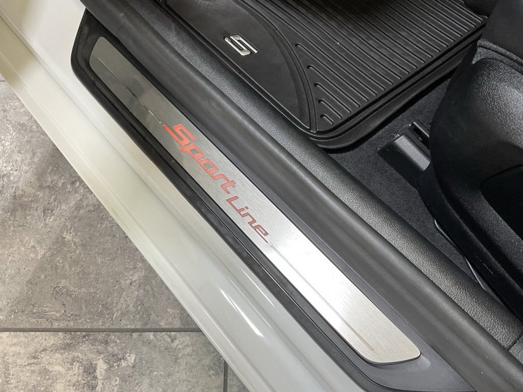 Used 2020 BMW 530i w/ Convenience Package image 42