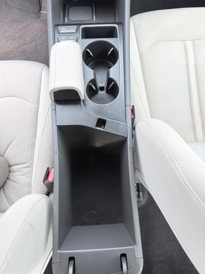 Used 2025 Hyundai Sonata SEL FWD image 14