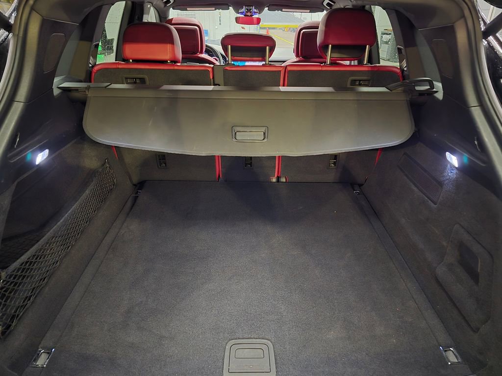 Used 2021 Porsche Cayenne S image 32