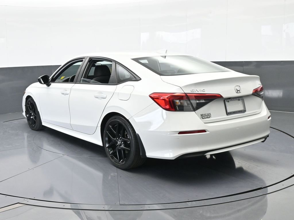 Used 2023 Honda Civic Sport image 4