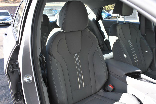 Used 2023 Hyundai Elantra SEL w/ Convenience Package image 26