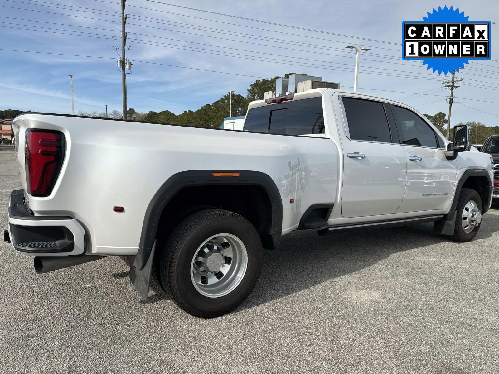 Used 2024 GMC Sierra 3500 Denali w/ Denali Reserve Package image 4