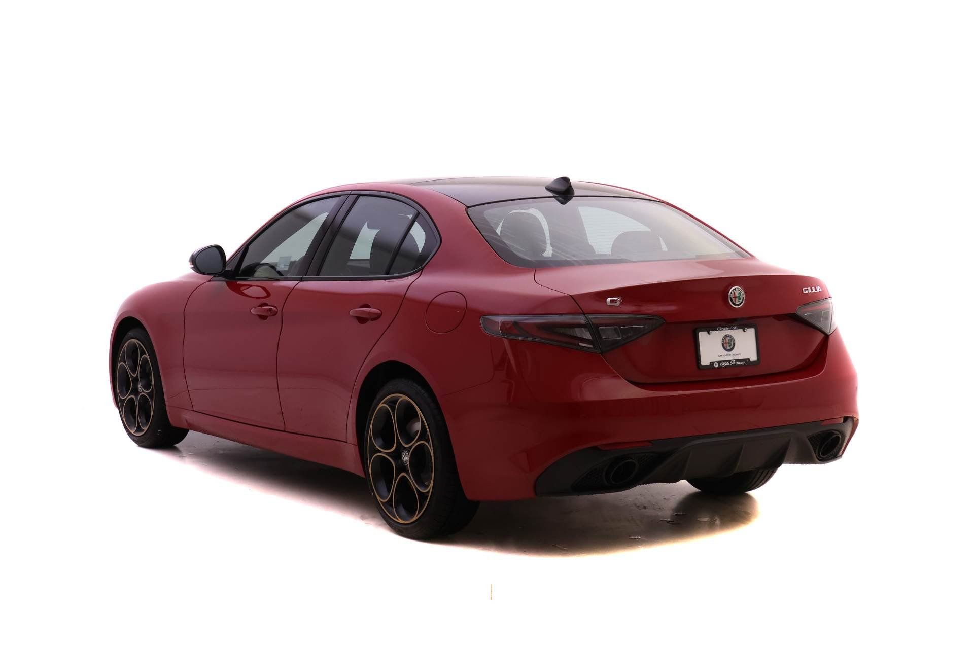 New 2025 Alfa Romeo Giulia AWD w/ Driving Assist Package image 4