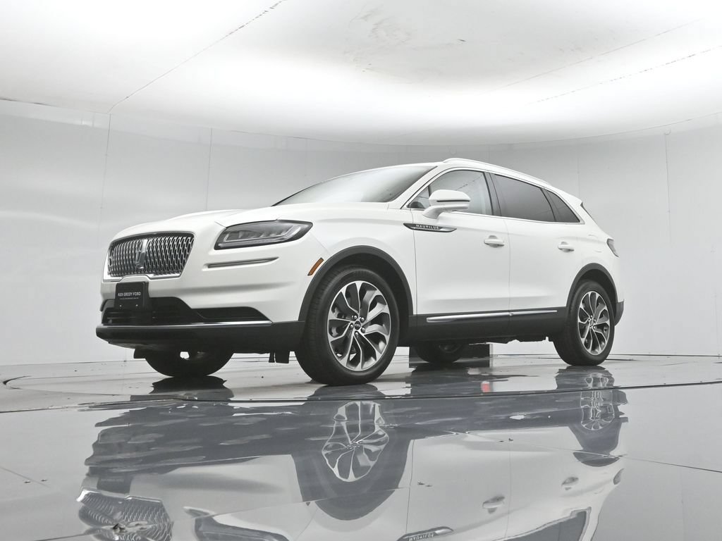 Used 2023 Lincoln Nautilus Reserve w/ Luxury Package AWD/4WD image 46