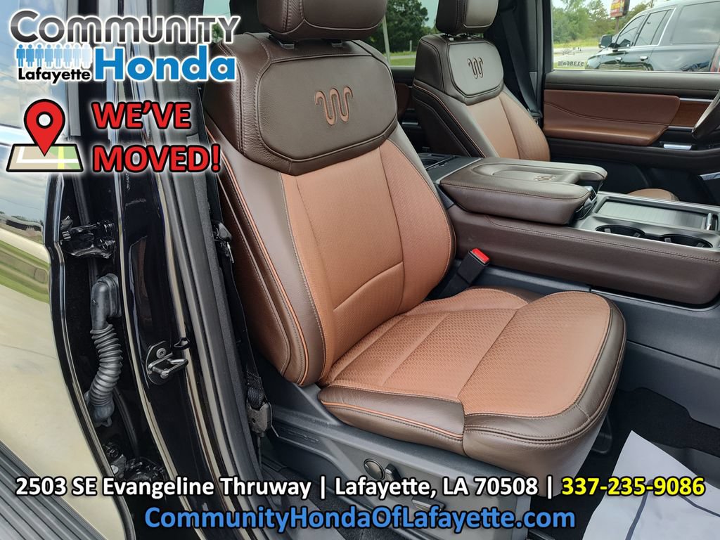 Used 2025 Ford Expedition Max King Ranch AWD/4WD image 35