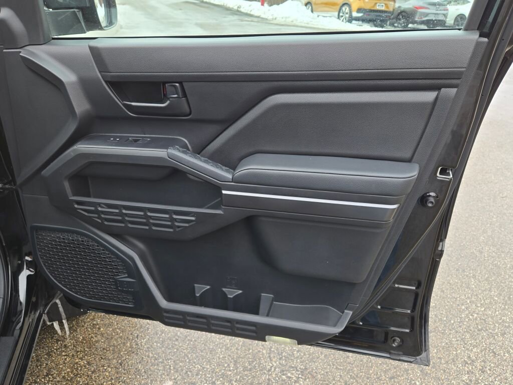 Used 2024 Toyota Tacoma SR5 image 8