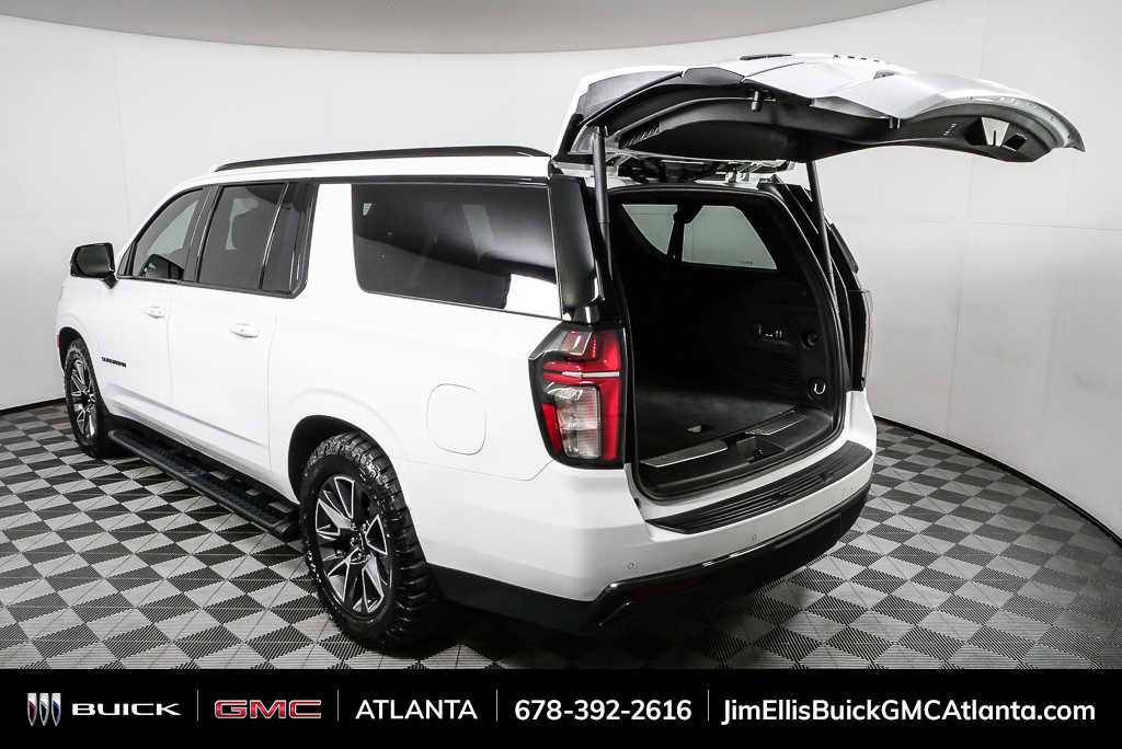 Used 2021 Chevrolet Suburban Z71 w/ Luxury Package image 37