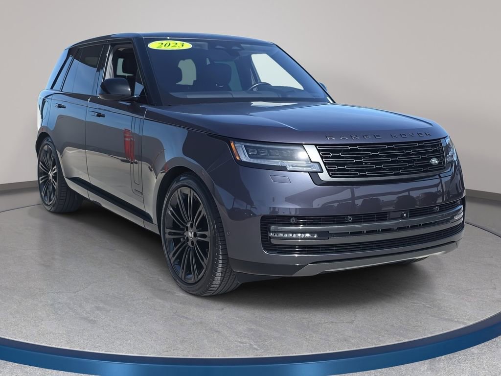 Used 2023 Land Rover Range Rover Autobiography image 3