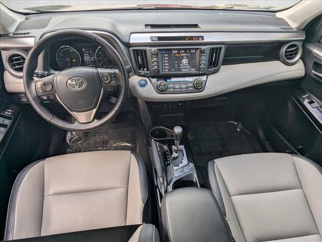Used 2017 Toyota RAV4 Limited image 17