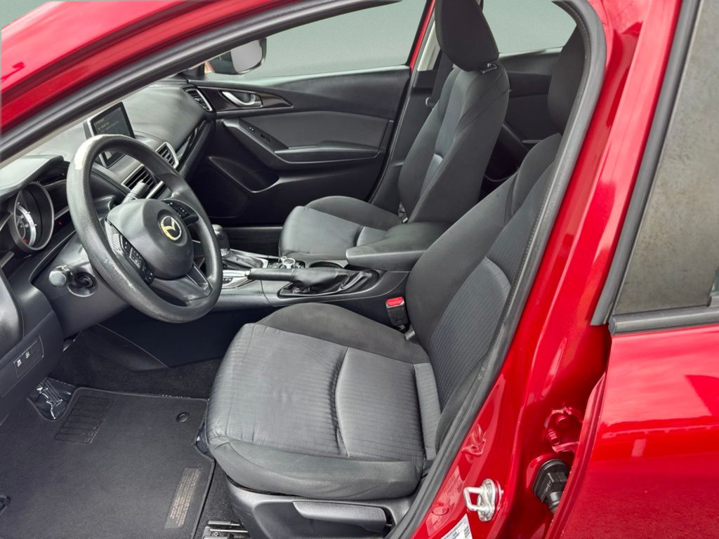 Used 2015 MAZDA MAZDA3 i Sport FWD image 11