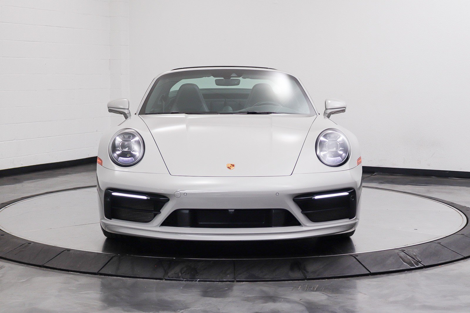 Used 2022 Porsche 911 Targa 4S AWD/4WD image 16