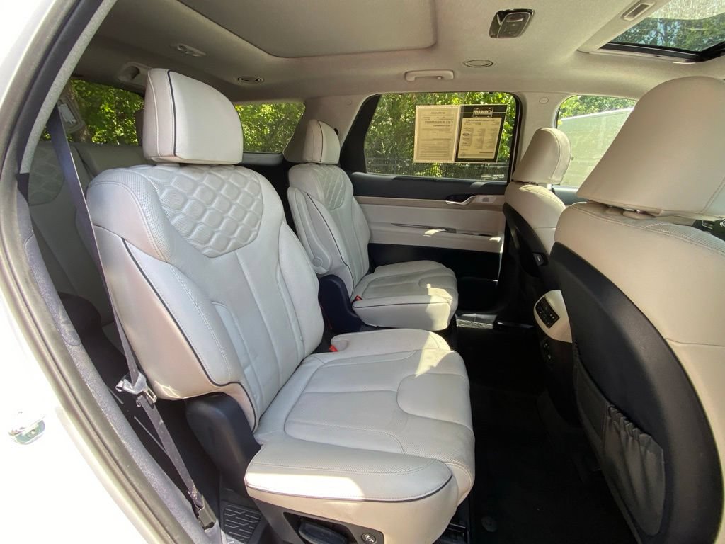 Used 2021 Hyundai Palisade Limited w/ Winter Package AWD/4WD image 35