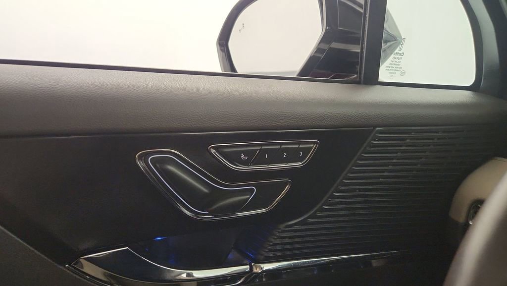 Used 2021 Lincoln Corsair FWD w/ Equipment Group 101A image 23