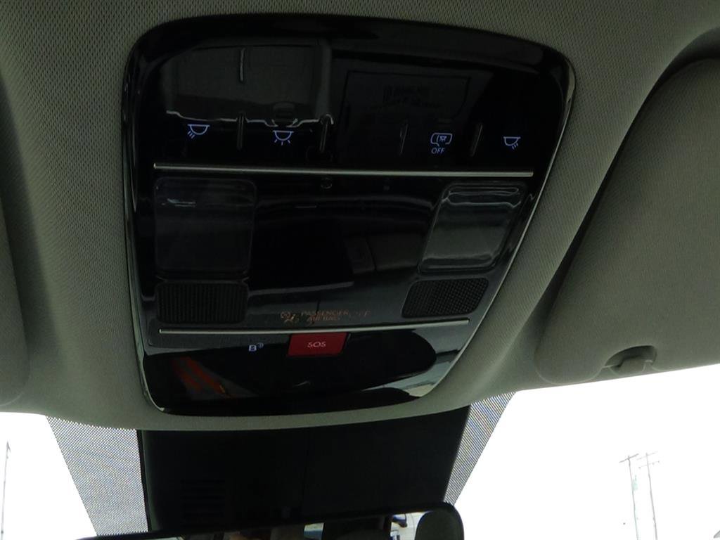 Used 2025 Hyundai Santa Fe SEL image 23