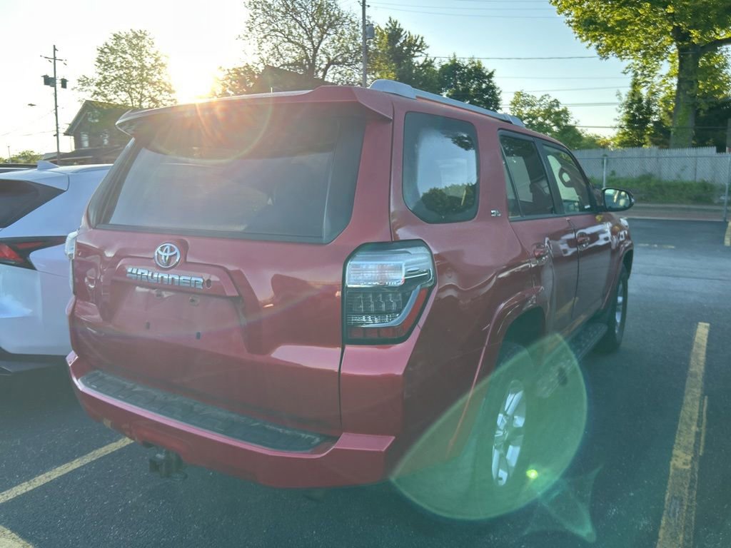 Used 2017 Toyota 4Runner SR5 Premium AWD/4WD image 7