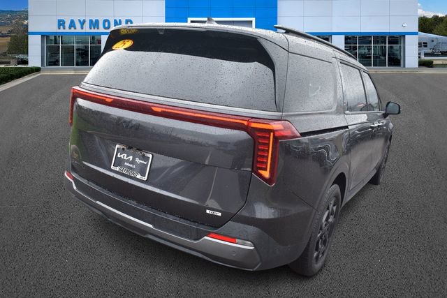 Certified 2025 Kia Carnival SX Prestige image 3