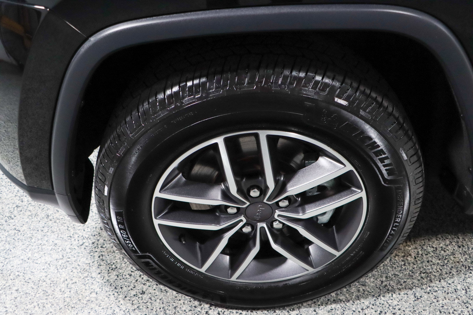 Used 2022 Jeep Grand Cherokee Limited image 11