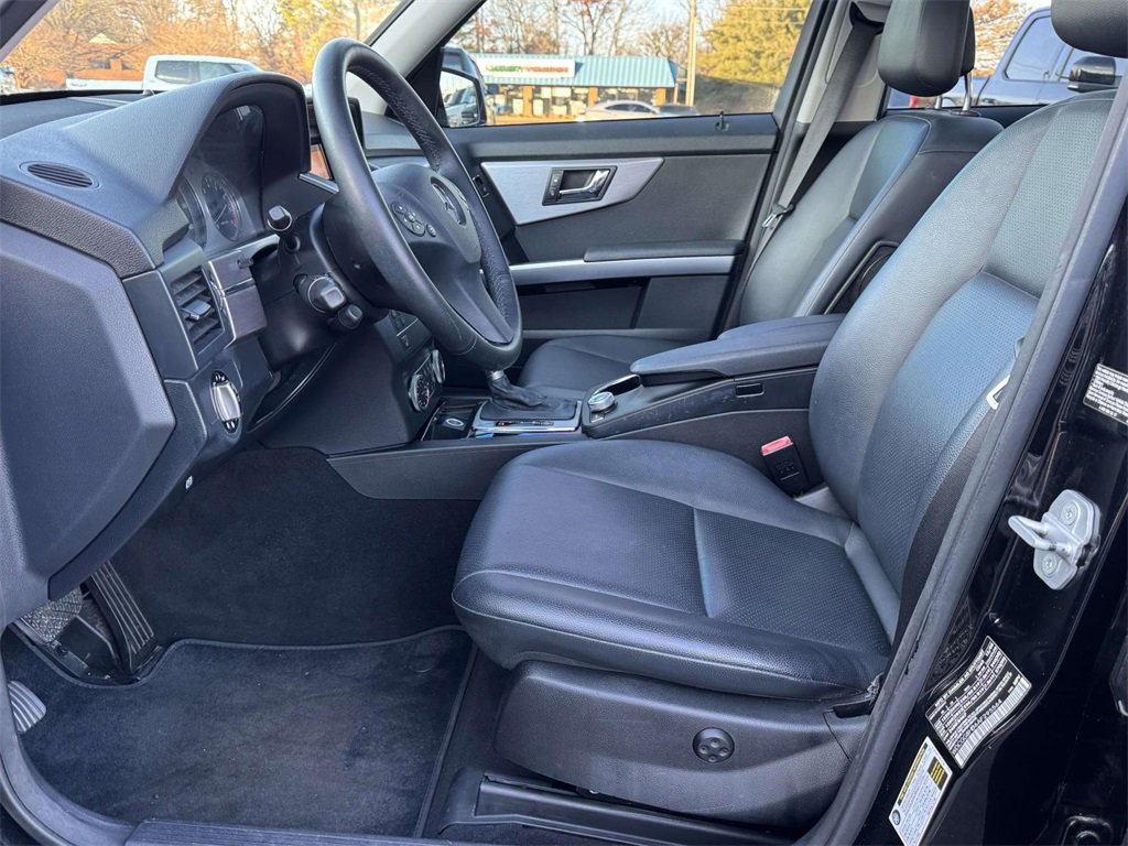 Used 2010 Mercedes-Benz GLK 350 4MATIC image 18