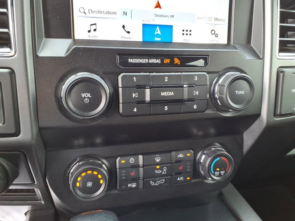 Used 2019 Ford F150 XLT w/ Equipment Group 302A Luxury AWD/4WD image 23