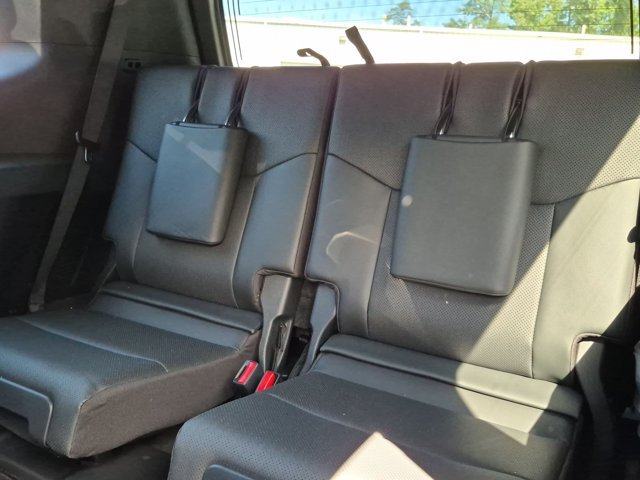 Used 2024 Lexus GX 550 w/ Accessory Package (31) AWD/4WD image 14