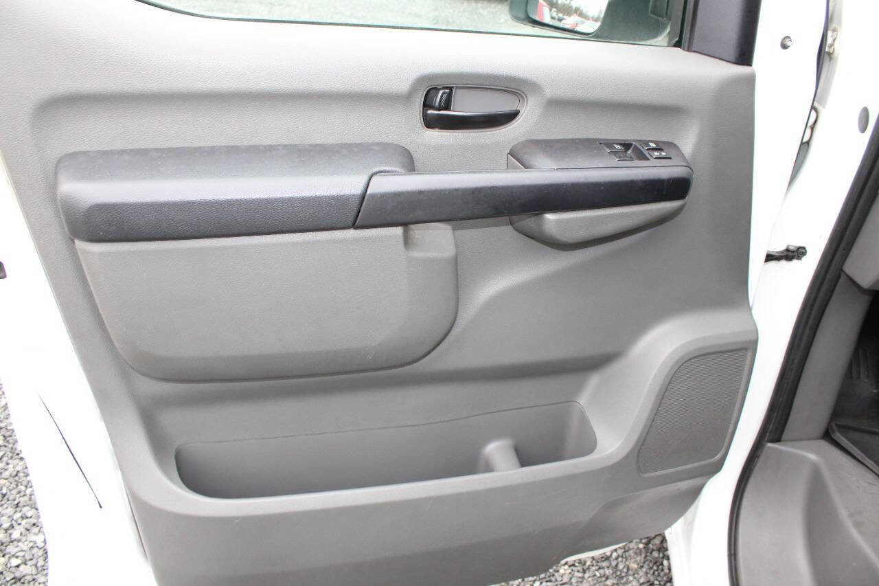Used 2017 Nissan NV 1500 SV w/ Back Door Glass Package image 16