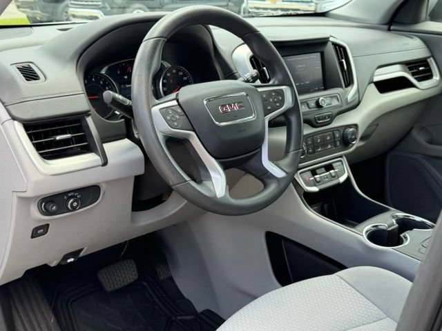 Used 2024 GMC Terrain SLE FWD image 12