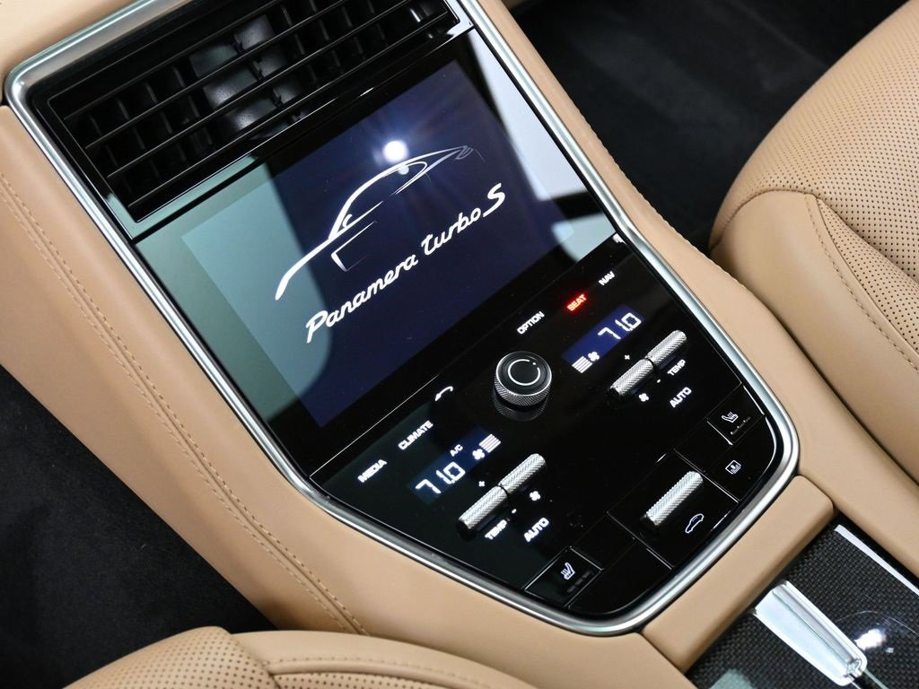 Certified 2018 Porsche Panamera Turbo S image 26