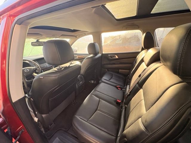 Used 2017 Nissan Pathfinder Platinum w/ Cargo Package FWD image 14