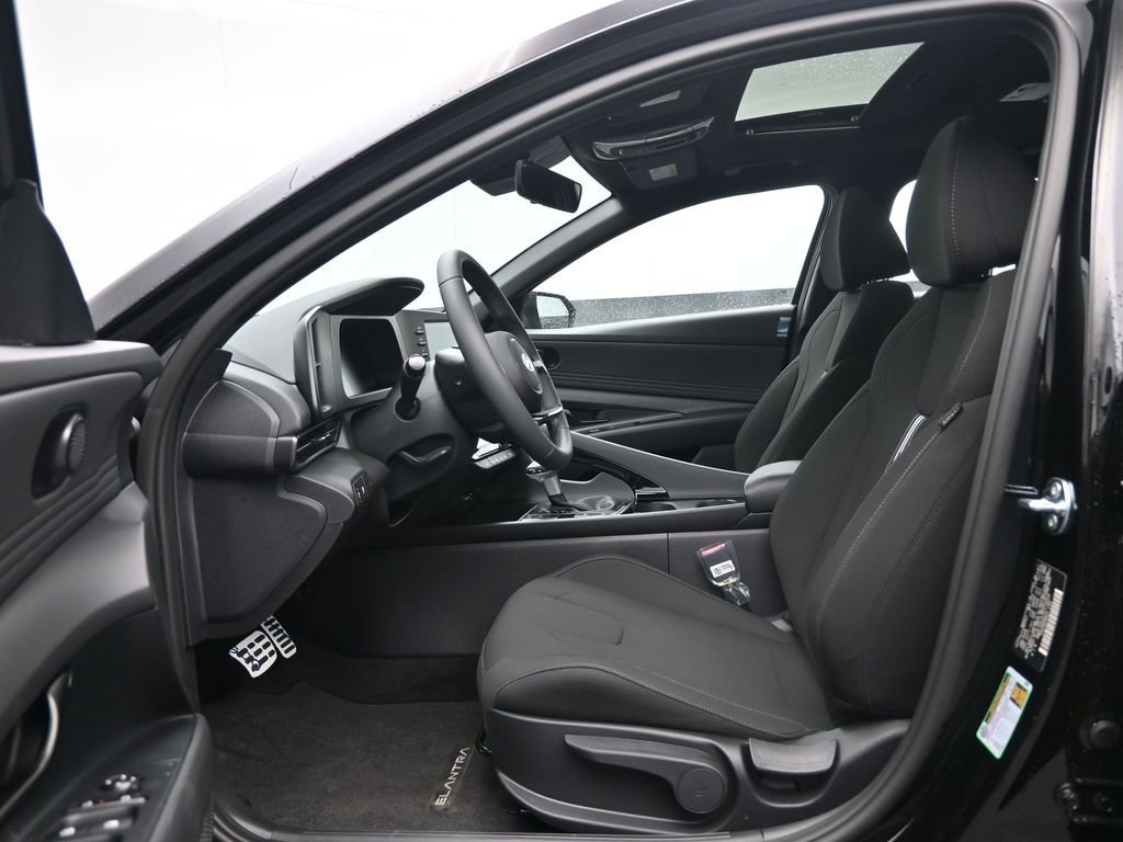 New 2026 Hyundai Elantra SEL Sport image 22