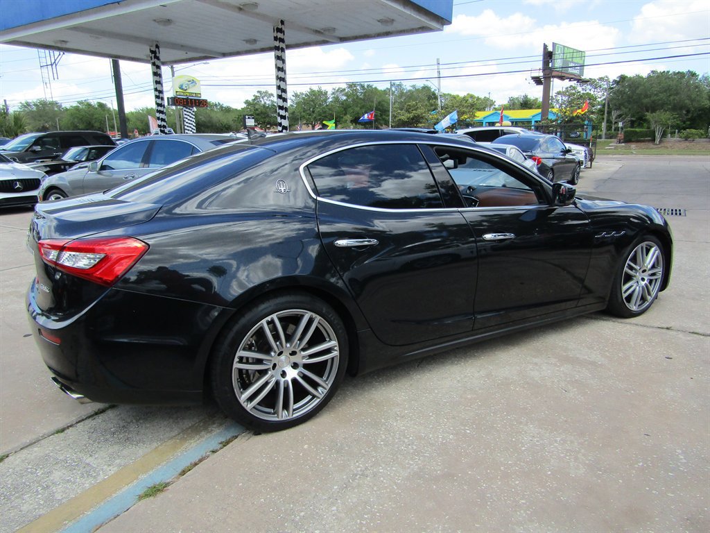 Used 2014 Maserati Ghibli S Q4 AWD/4WD image 4