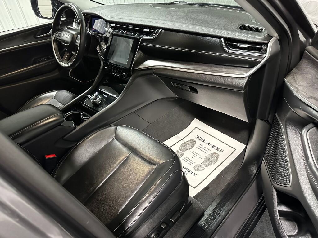 Used 2021 Jeep Grand Cherokee L Limited image 7