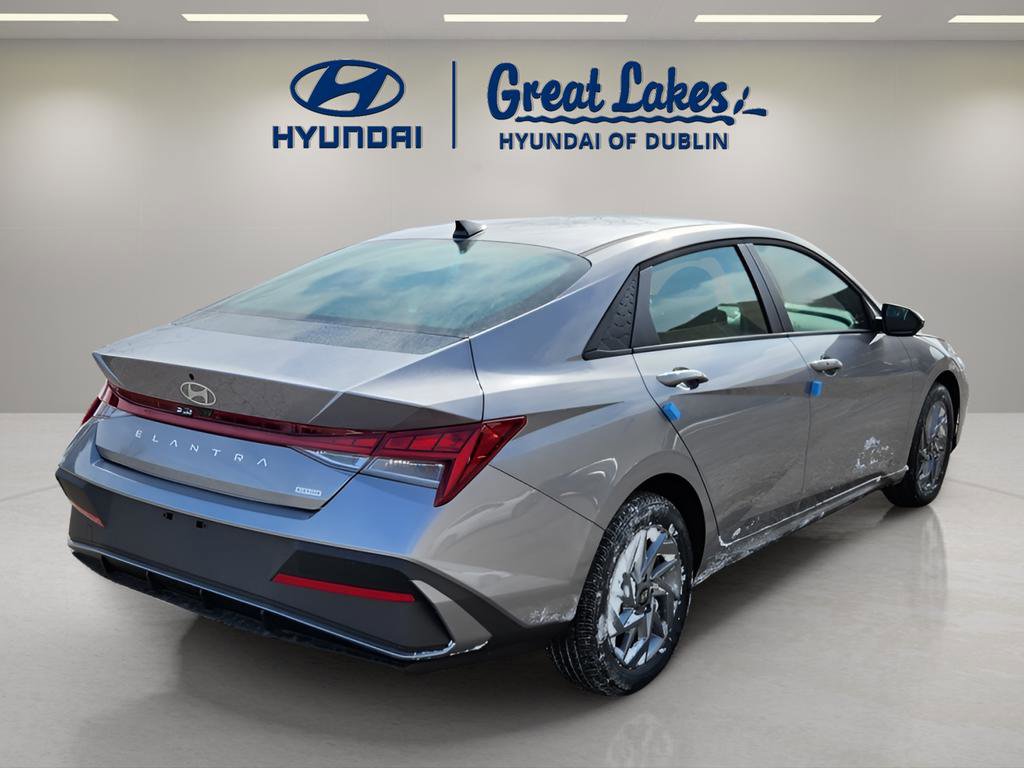 New 2026 Hyundai Elantra Blue image 5