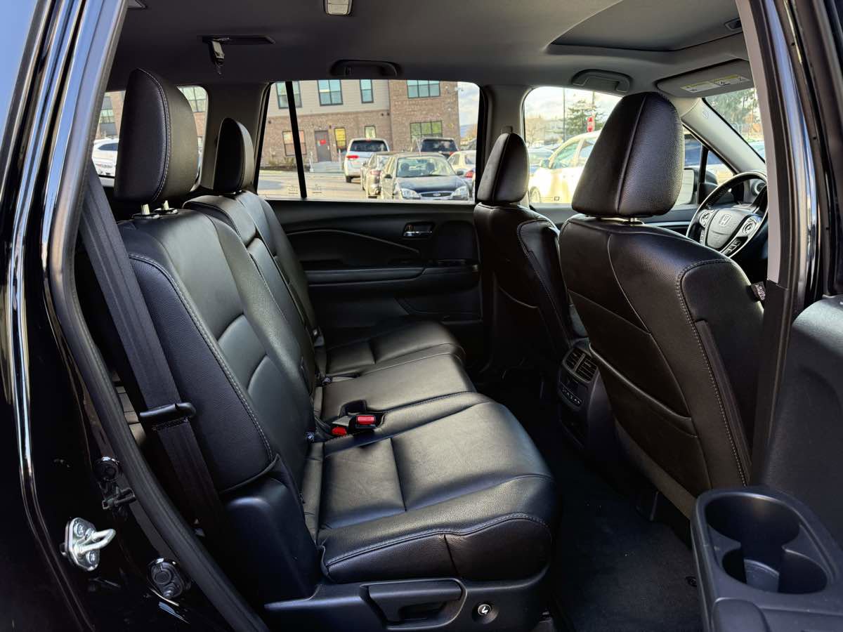 Used 2017 Honda Pilot EX-L image 11