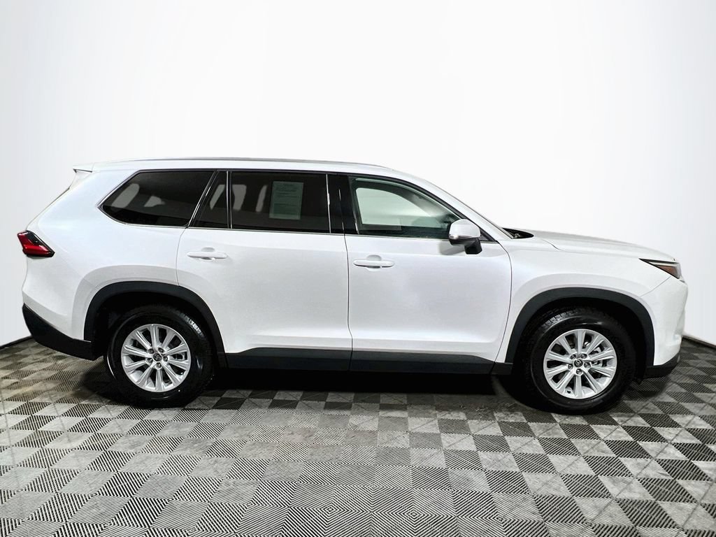 Certified 2024 Toyota Grand Highlander AWD image 8